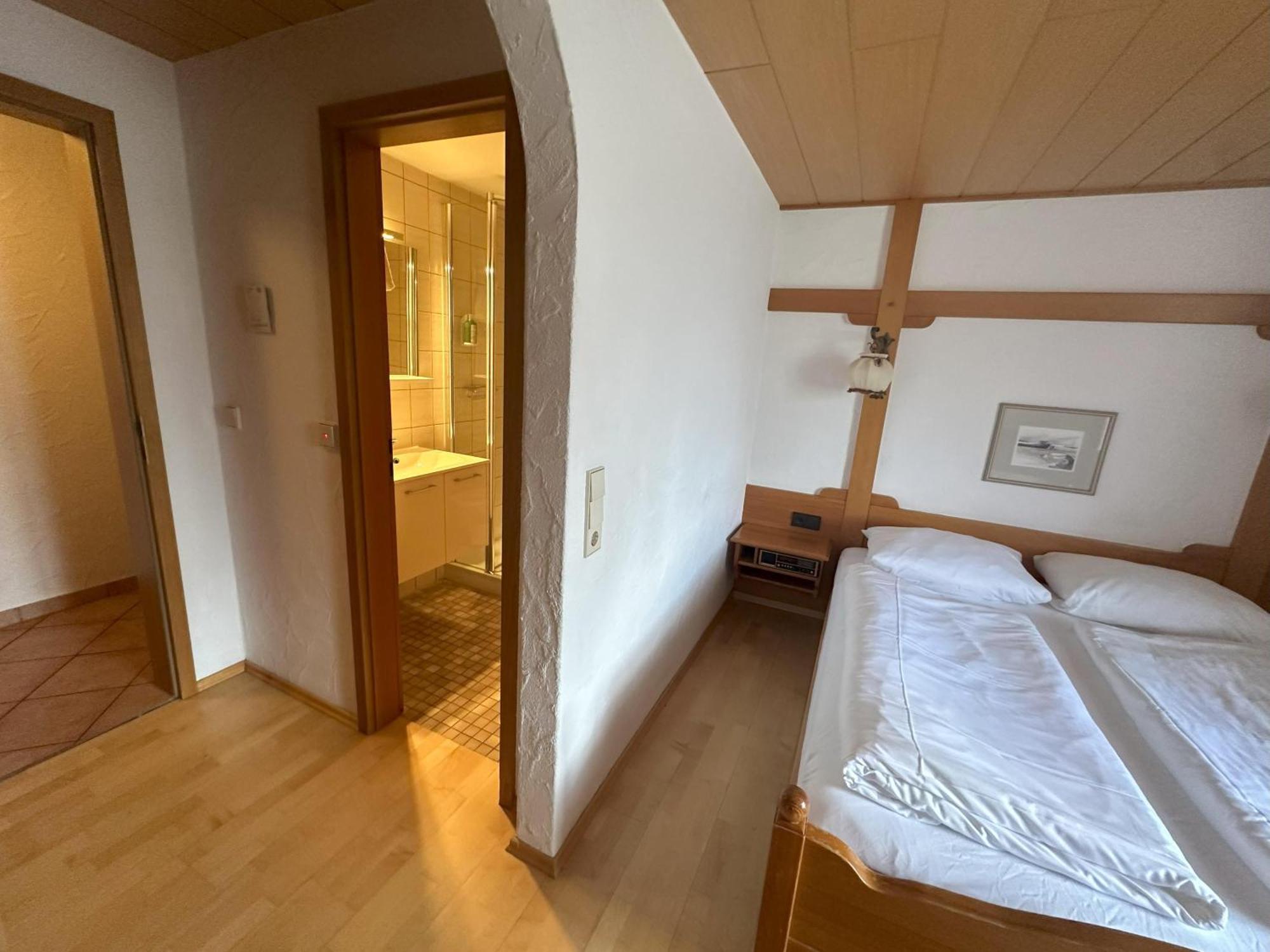 Hoehengasthaus Haldenhof ユーバーリンゲン エクステリア 写真