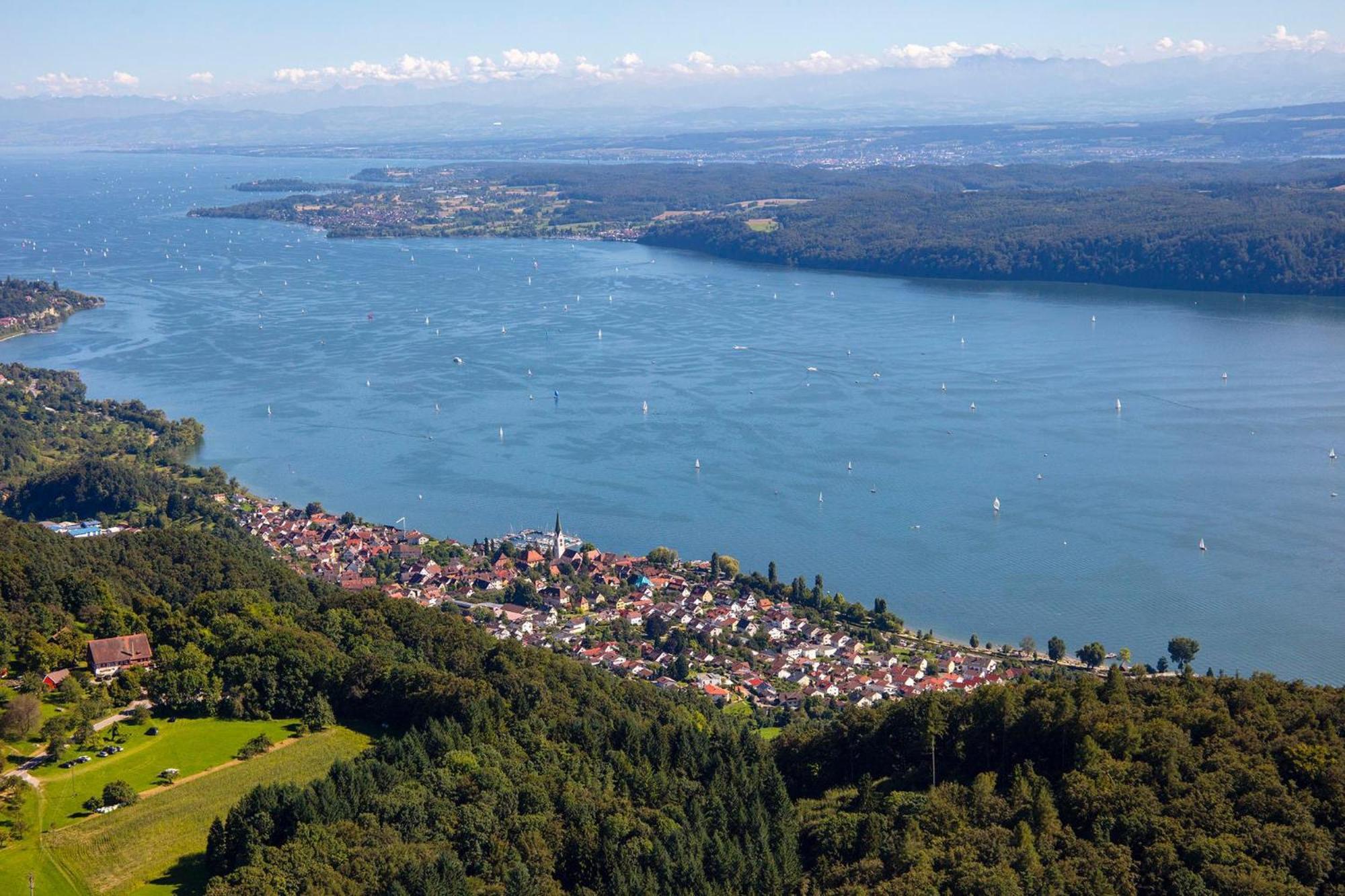 Hoehengasthaus Haldenhof ユーバーリンゲン エクステリア 写真